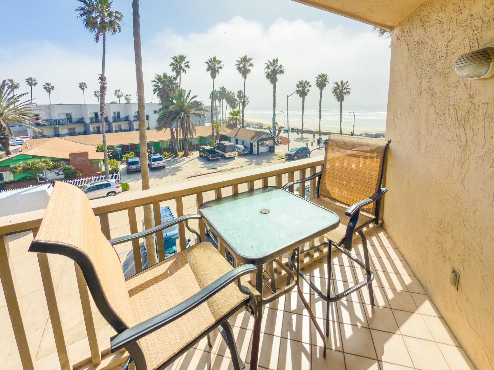 San Diego Condo: 4465 Ocean Blvd