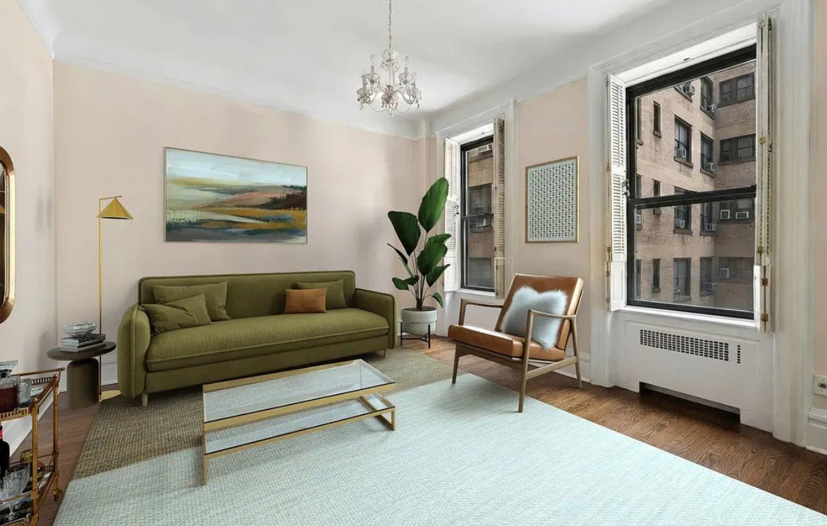 New York Apartment: 205 W 54th St