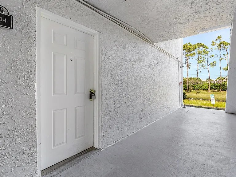 Fort Myers Condo: 13545 Eagle Ridge Dr.