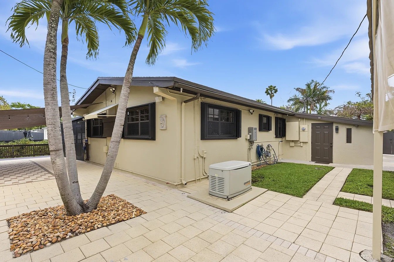 Miami House: 2485 NE 214th St