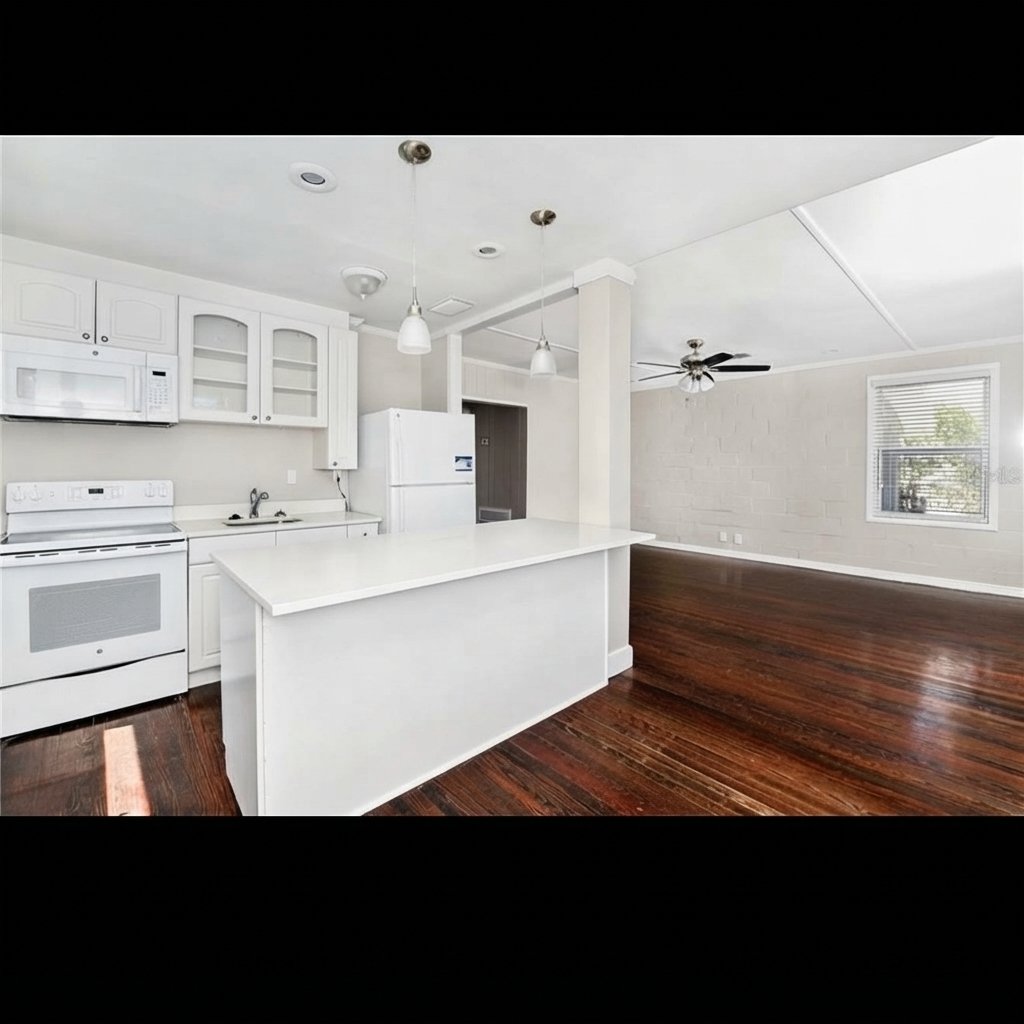 Orlando House: 1016 Mount Vernon St