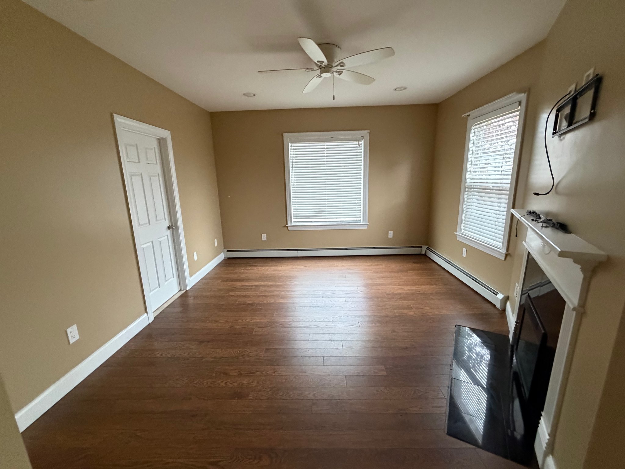 Pawtucket Apartment: 635 Broadway