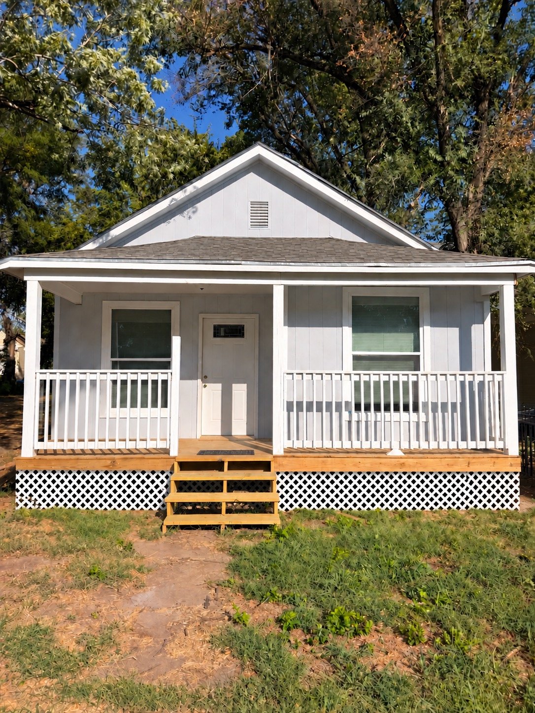 Topeka House: 1732 SW Clay St