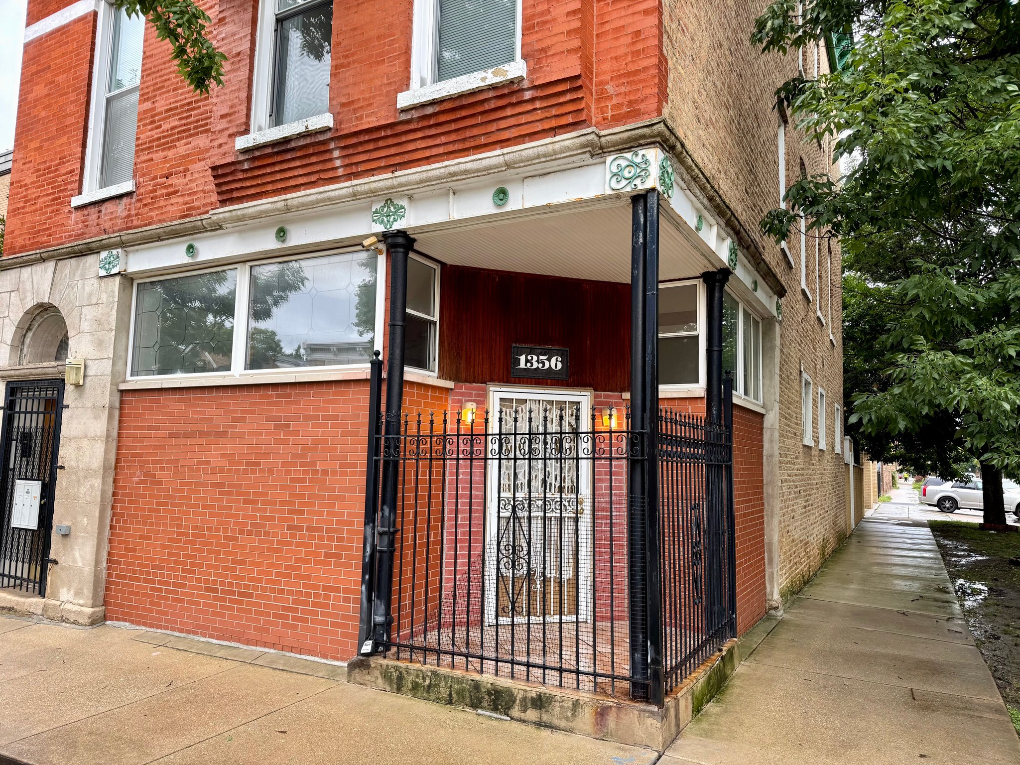 Chicago Multiplex: 1356 N Bell Ave