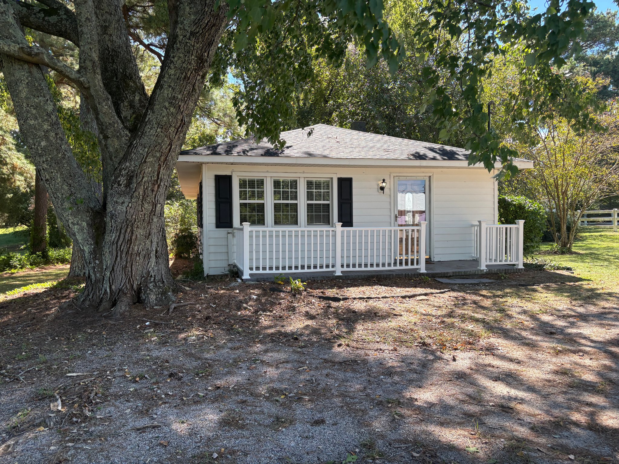 Youngsville House: 410 E Main St