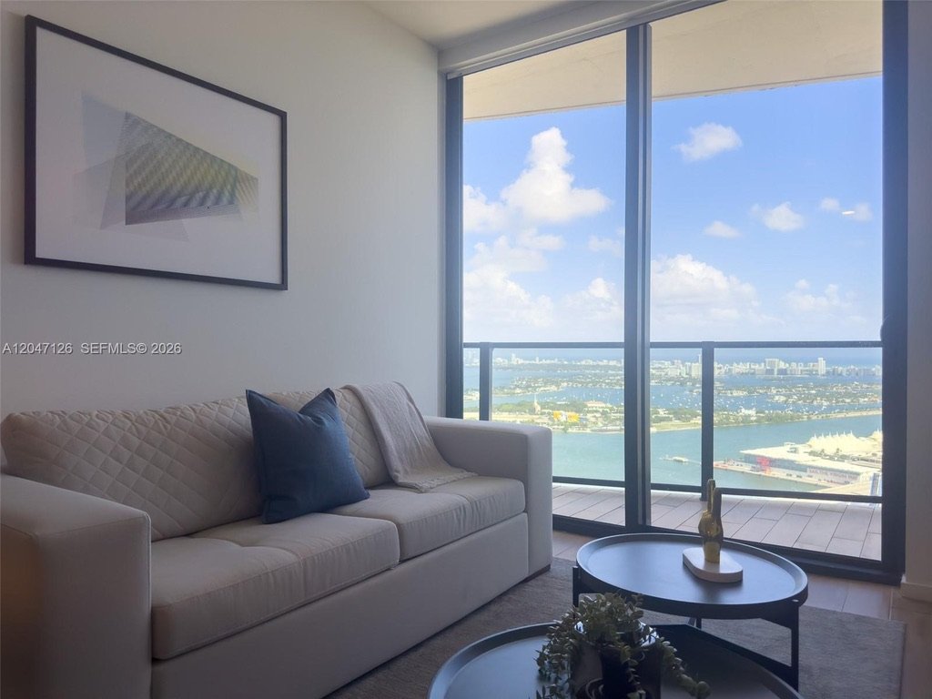 Miami Condo: 398 NE 5th St