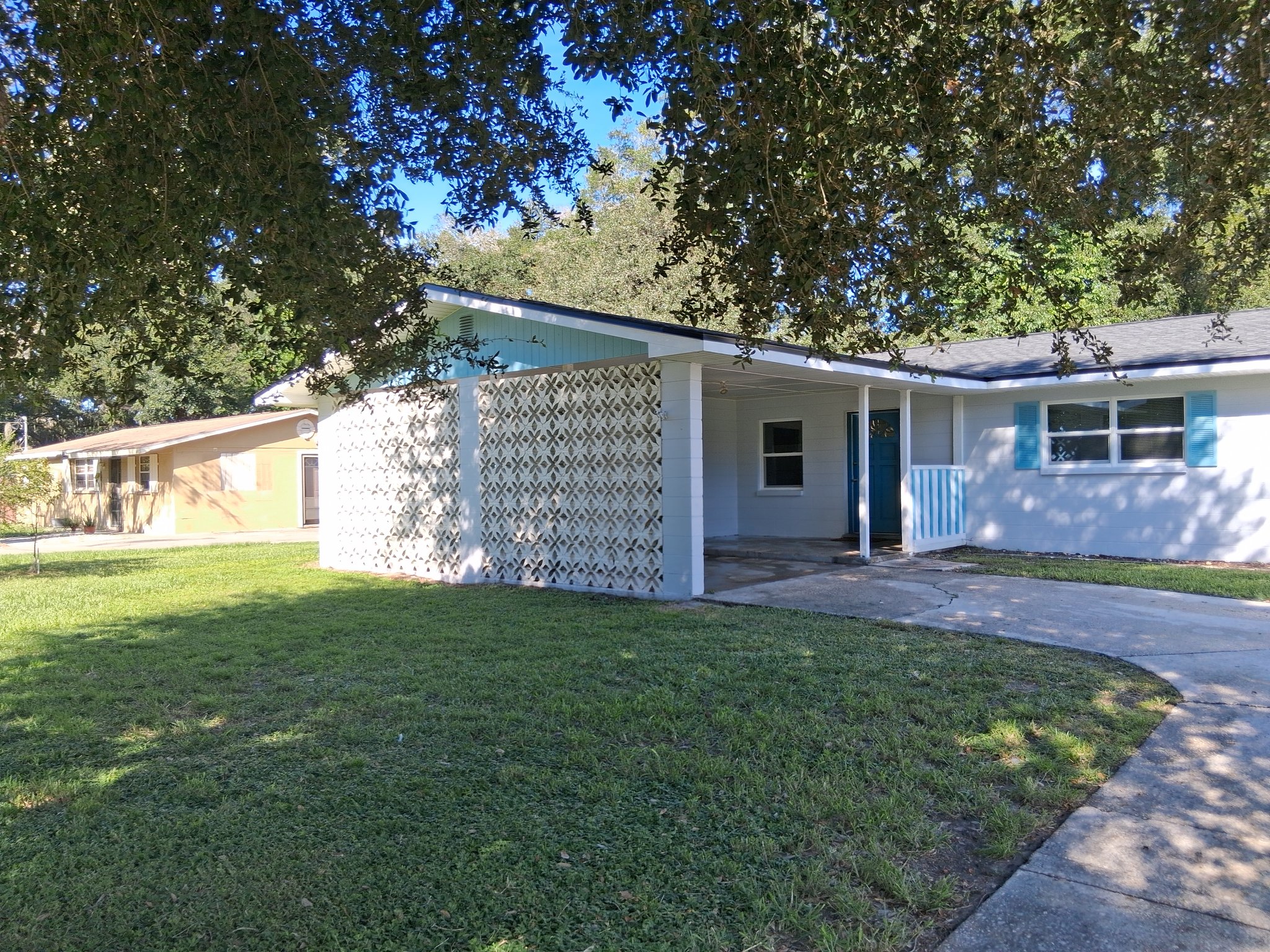Dover House: 4827 Edmund Ct