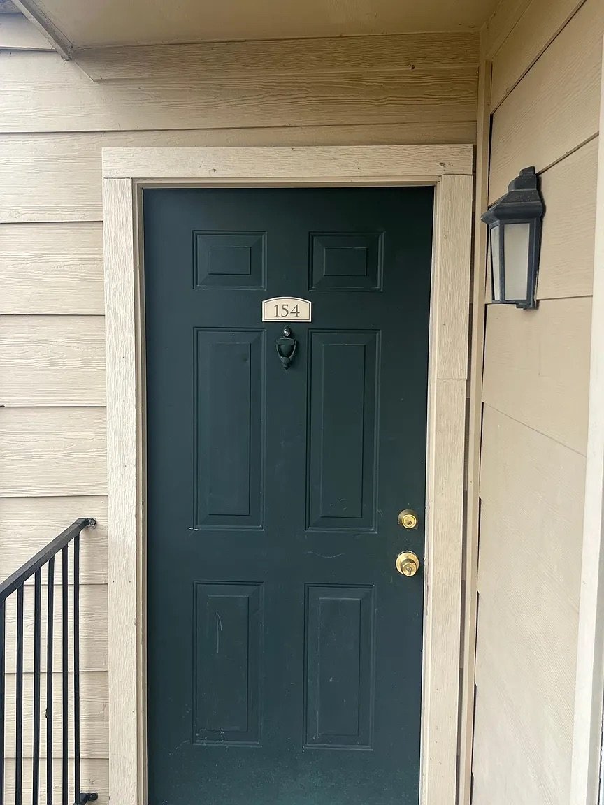 Houston Condo: 8100 Creekbend Dr