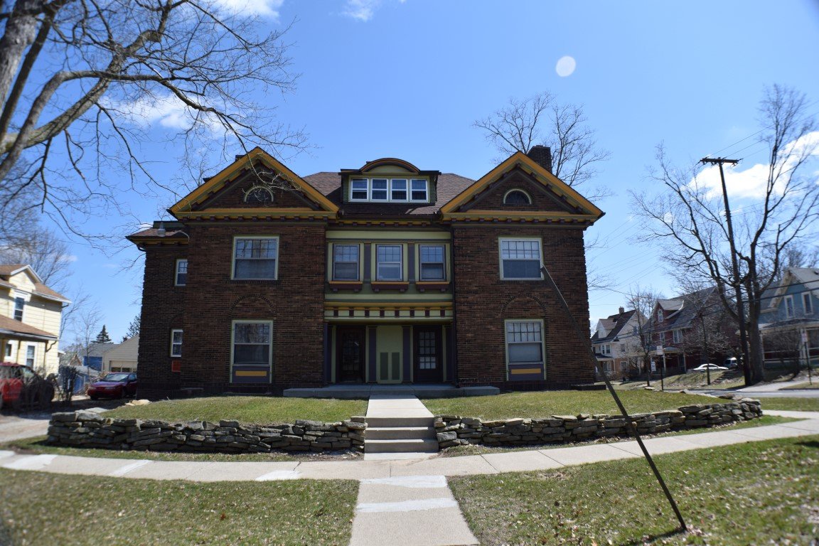 Jackson Apartment: 217 Third St.
