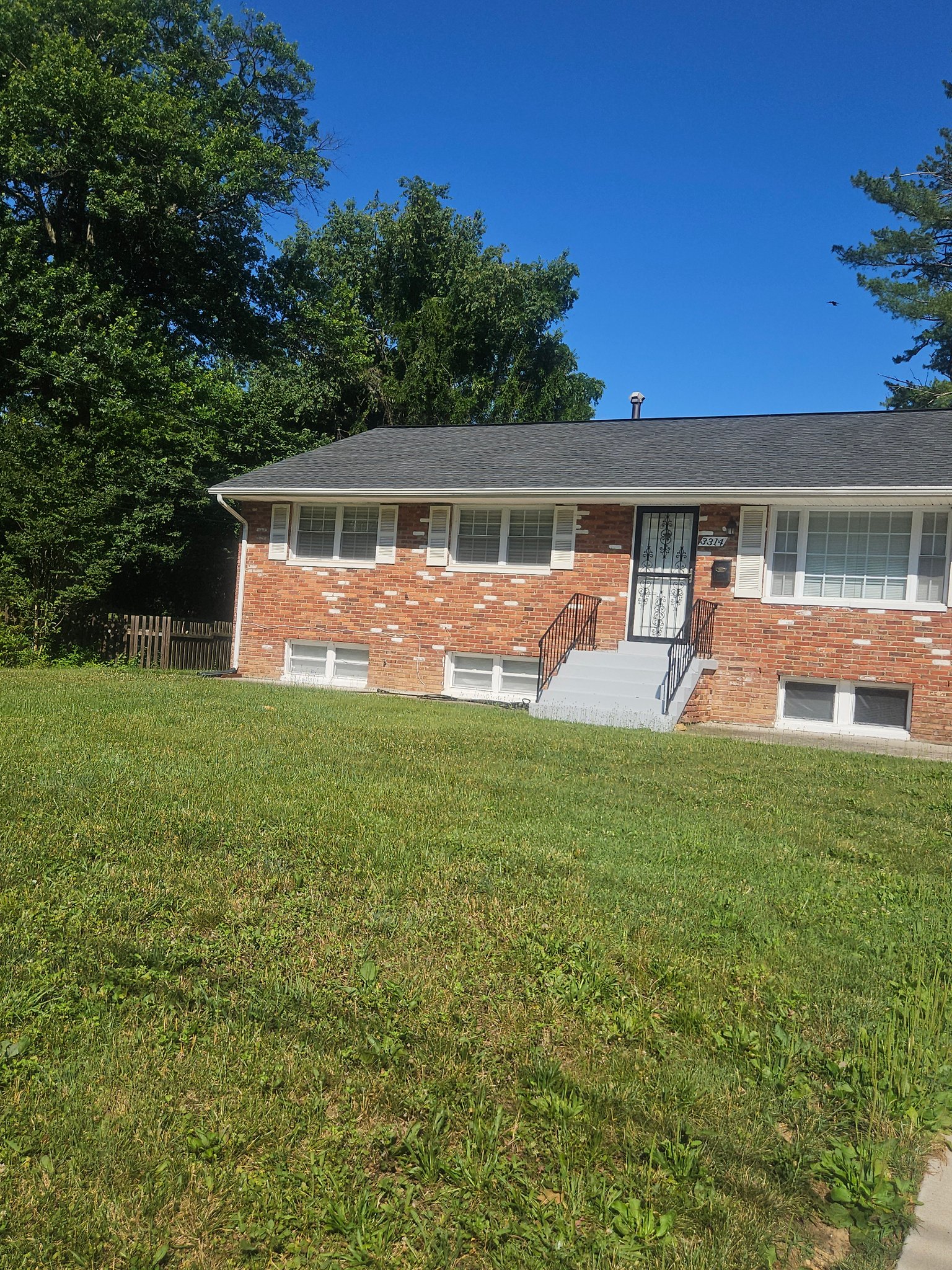 Falls Church House: 3314 Nevius St