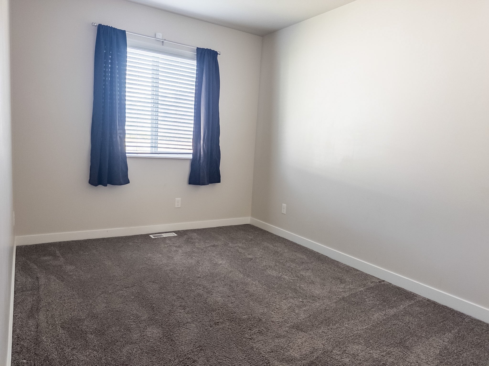 Plain City Single Room: 3232 N 3325 W