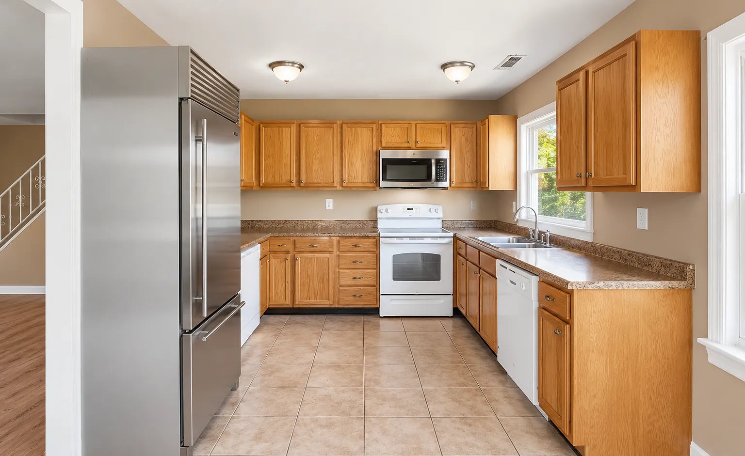 Willingboro House: 10 Brierdale Ln