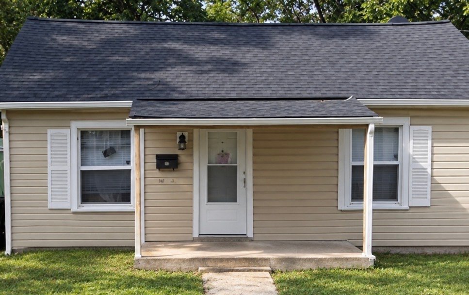 Lynchburg House: 251 McIvor St