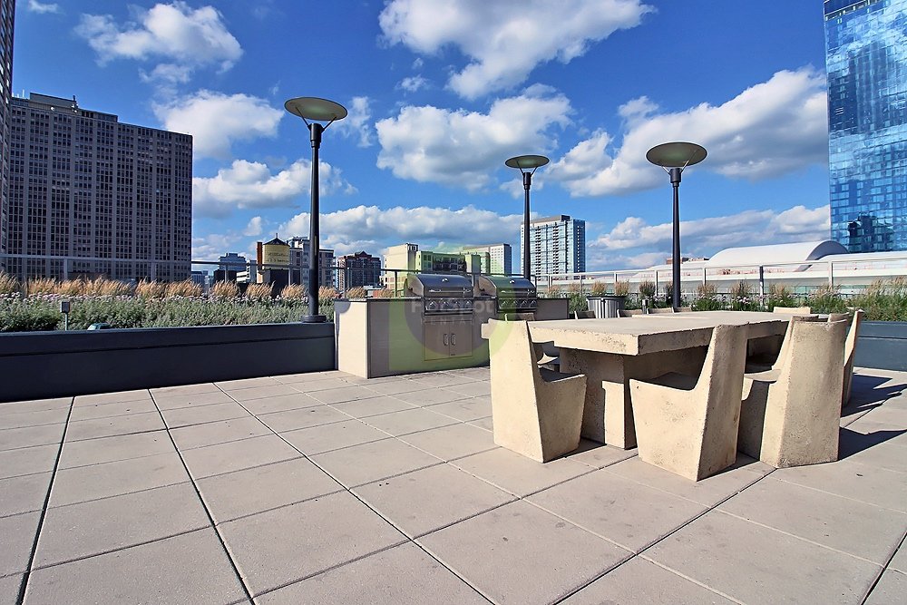 Chicago Condo: 2179 S Indiana Ave