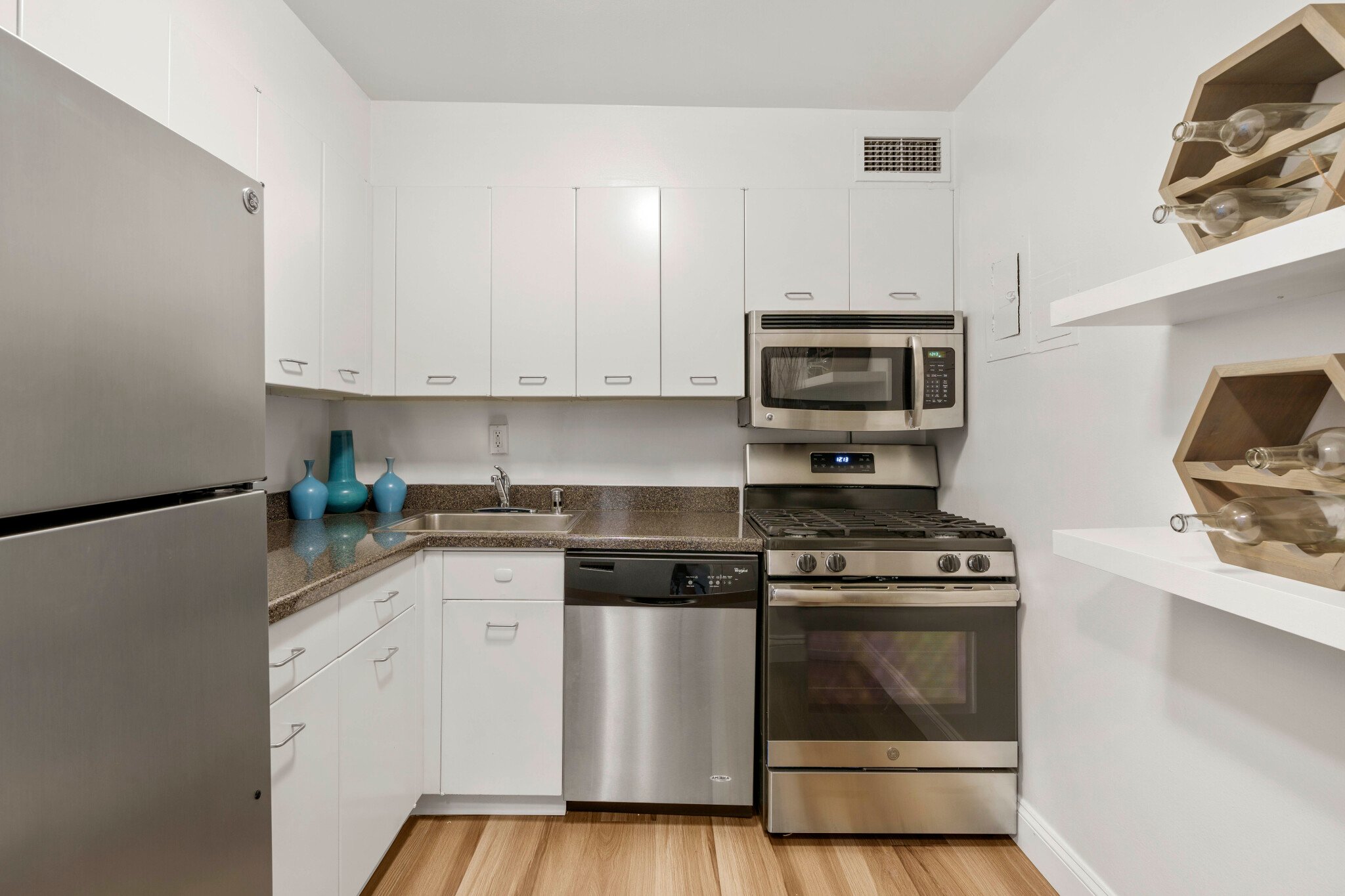 Chicago Condo: 1367 N Lake Shore Dr