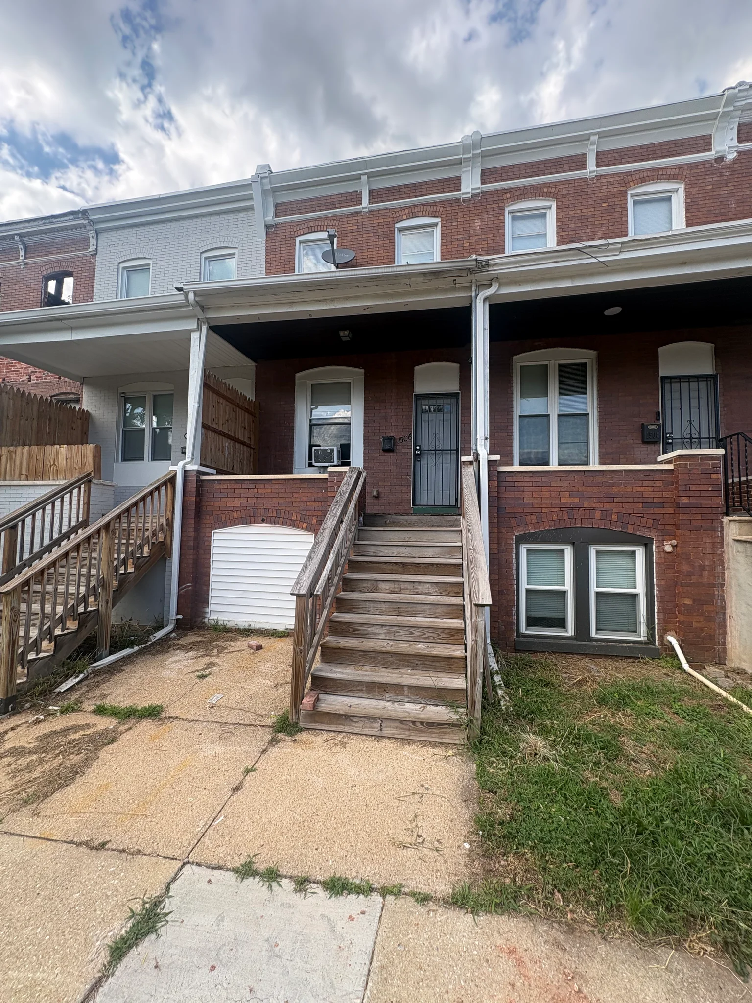 3 Bedroom House – 1506 E 28th St, Baltimore, MD