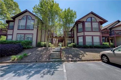 Johns Creek Condo: 215 St Andrews Ct