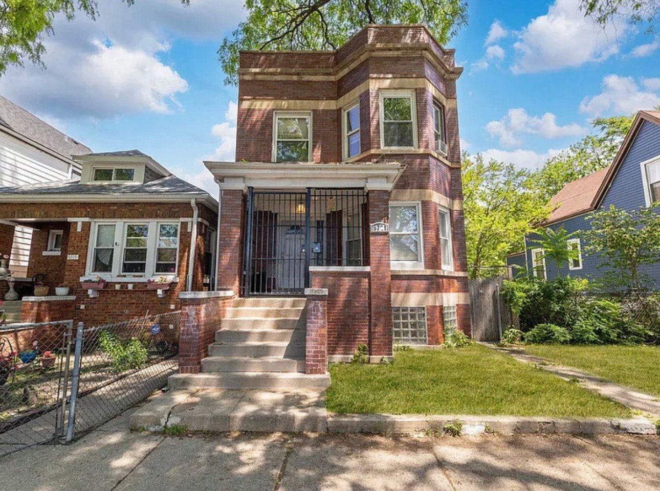 Chicago Multiplex: 5721 S Hermitage Ave