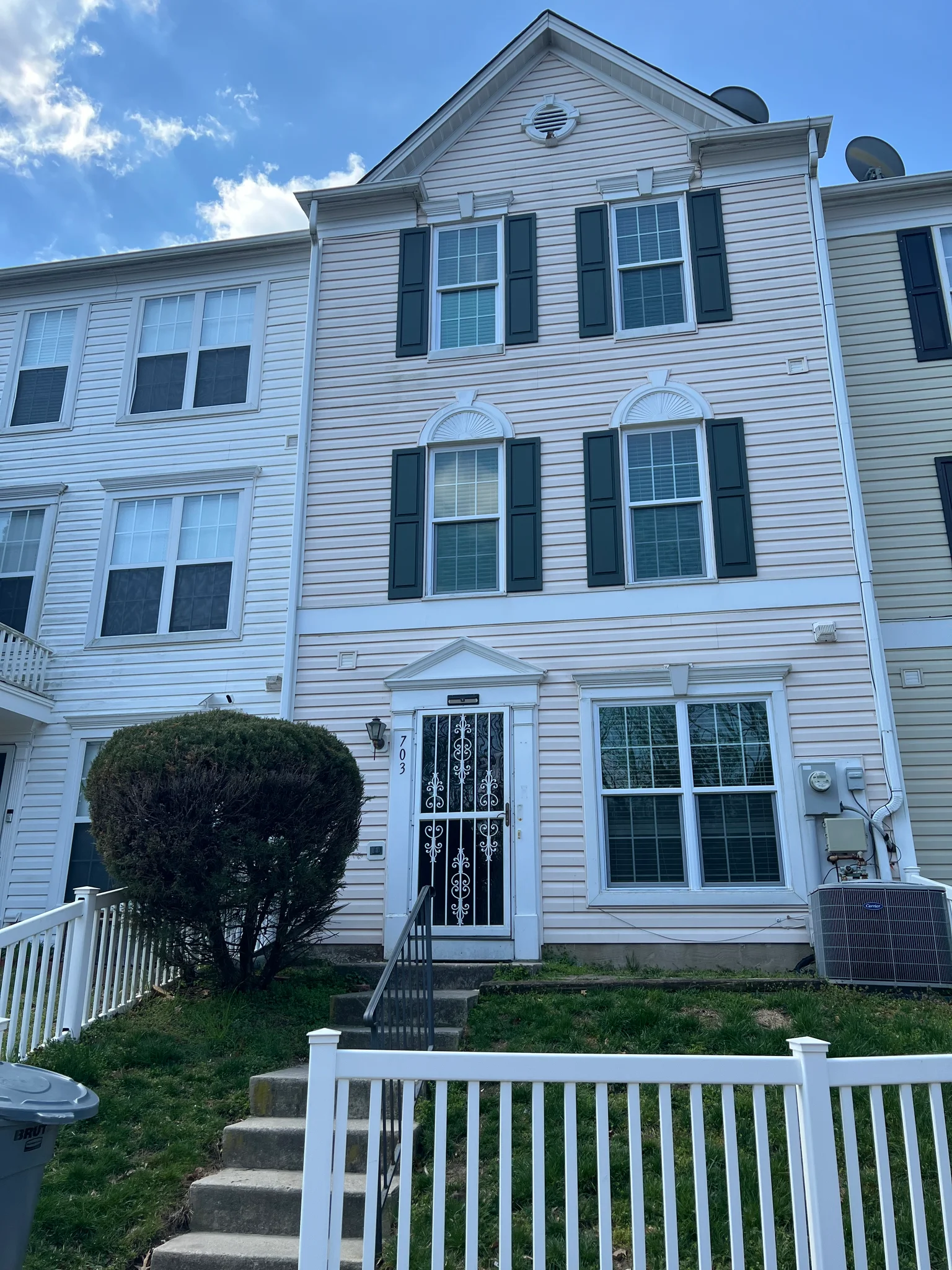 2 Bedroom Townhome – 703 Gnome Ct, Glen Burnie, MD