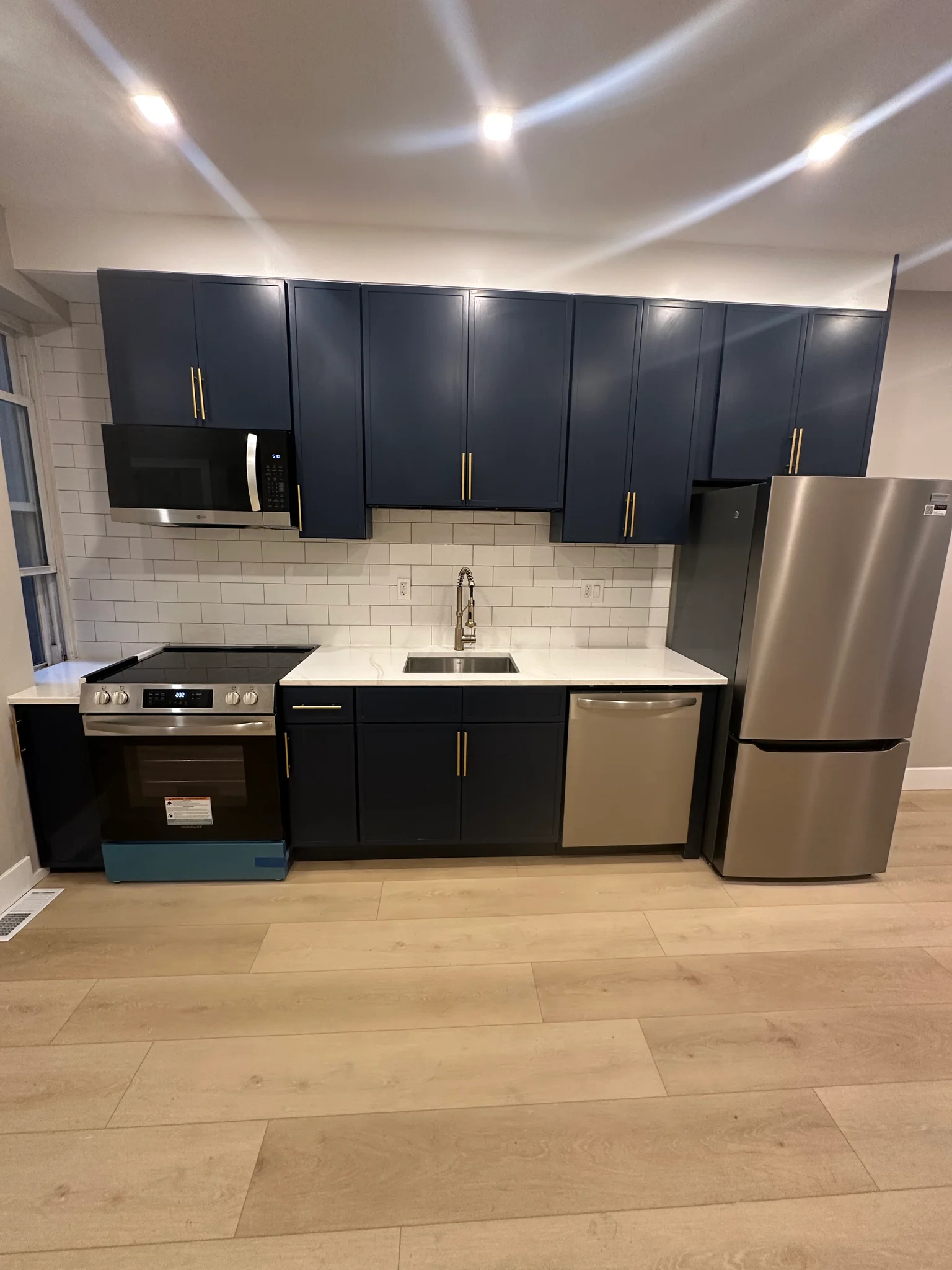 1 Bedroom Multi-Family Home – 727 S 3rd St, Philadelphia, PA