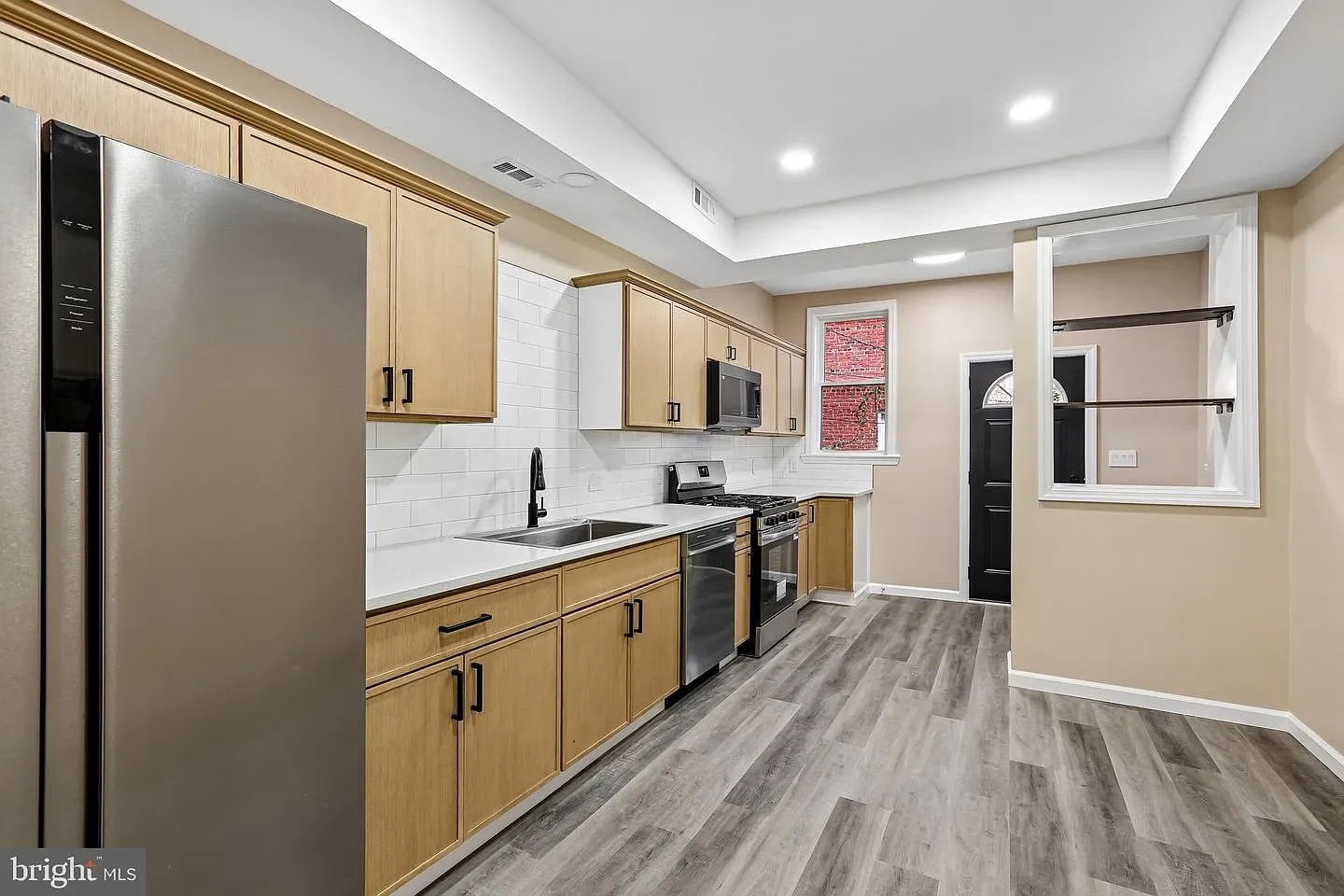 4 Bedroom Townhome – 1517 n ellamont st, Baltimore, MD