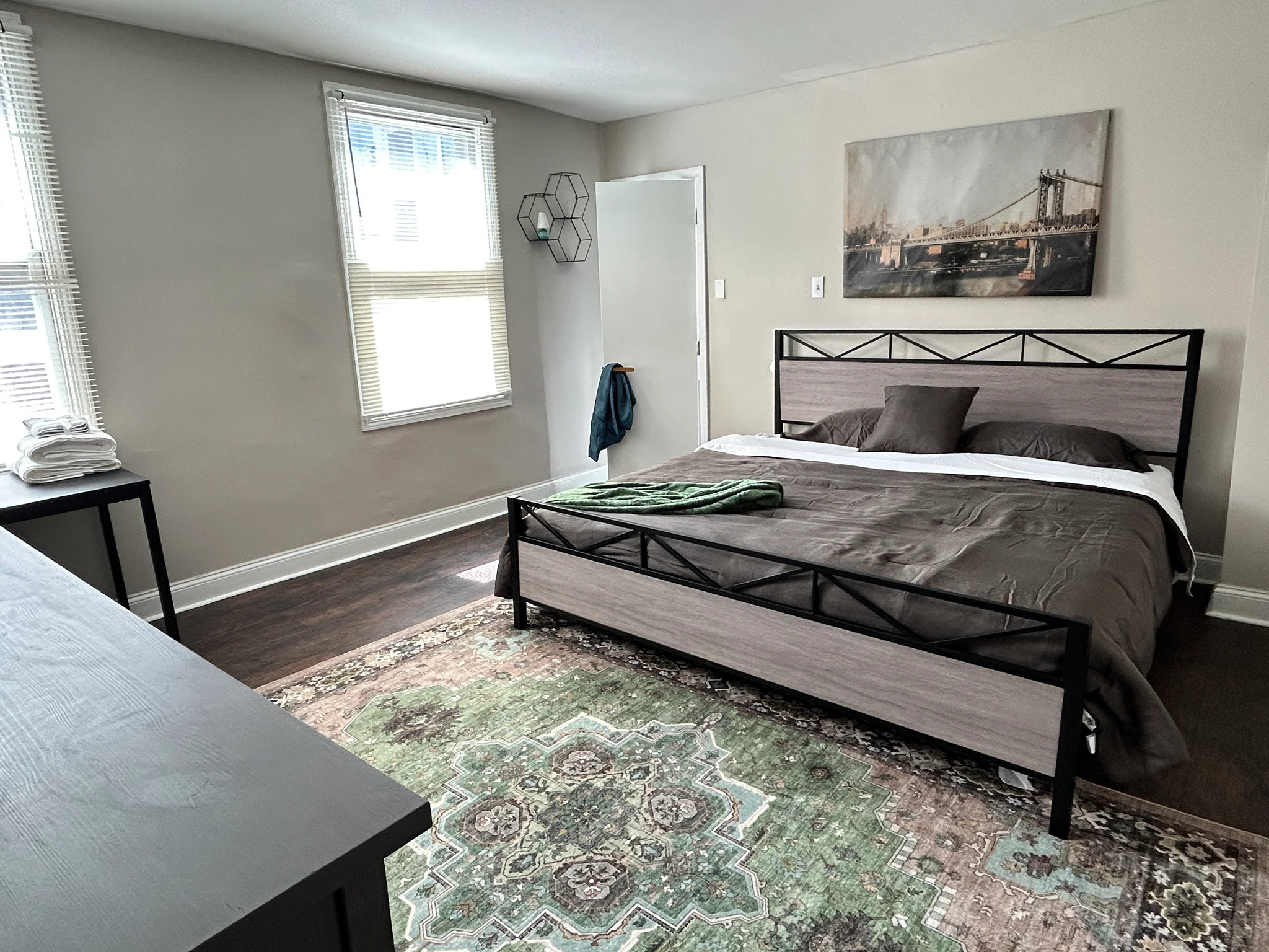 3 Bedroom Rental – 627 South Street, Philadelphia, PA