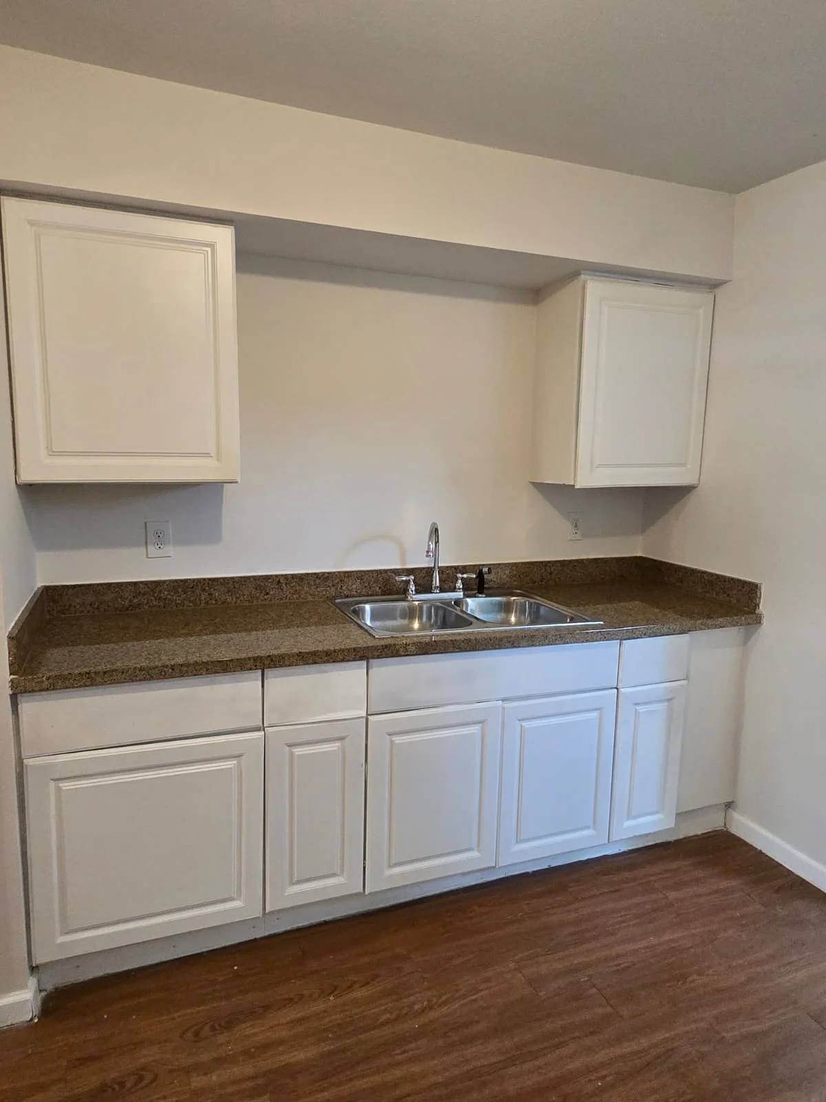 2 Bedroom Multi-Family Home – 7922 Bauman Rd, Houston, TX