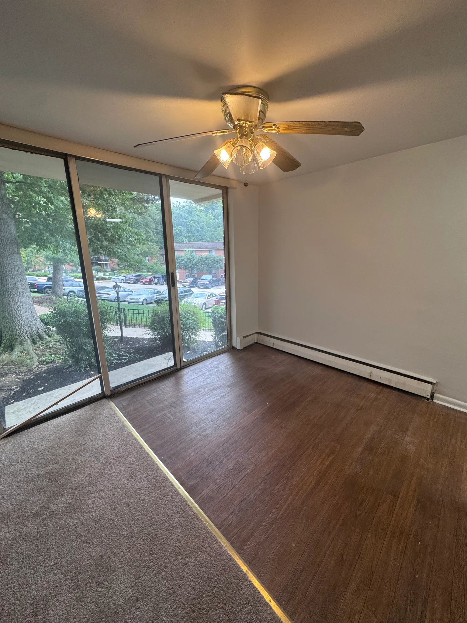 2 Bedroom Condo – 100 E Glenolden Ave, Glenolden, PA