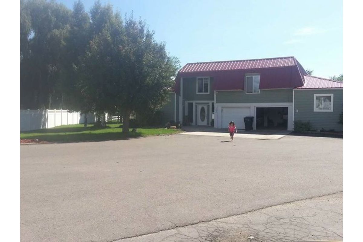 Vernal House: 775 S 1250 W