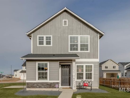 Nampa House: 10639 Swift Springs St