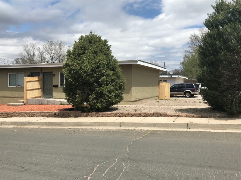 Colorado Springs Townhome: 824 Santa Fe Street