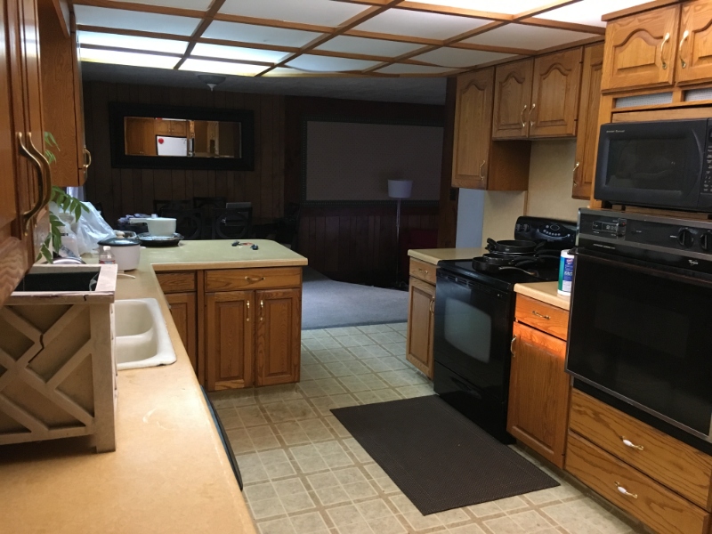 Sandy House: 9624 S Poppy Ln