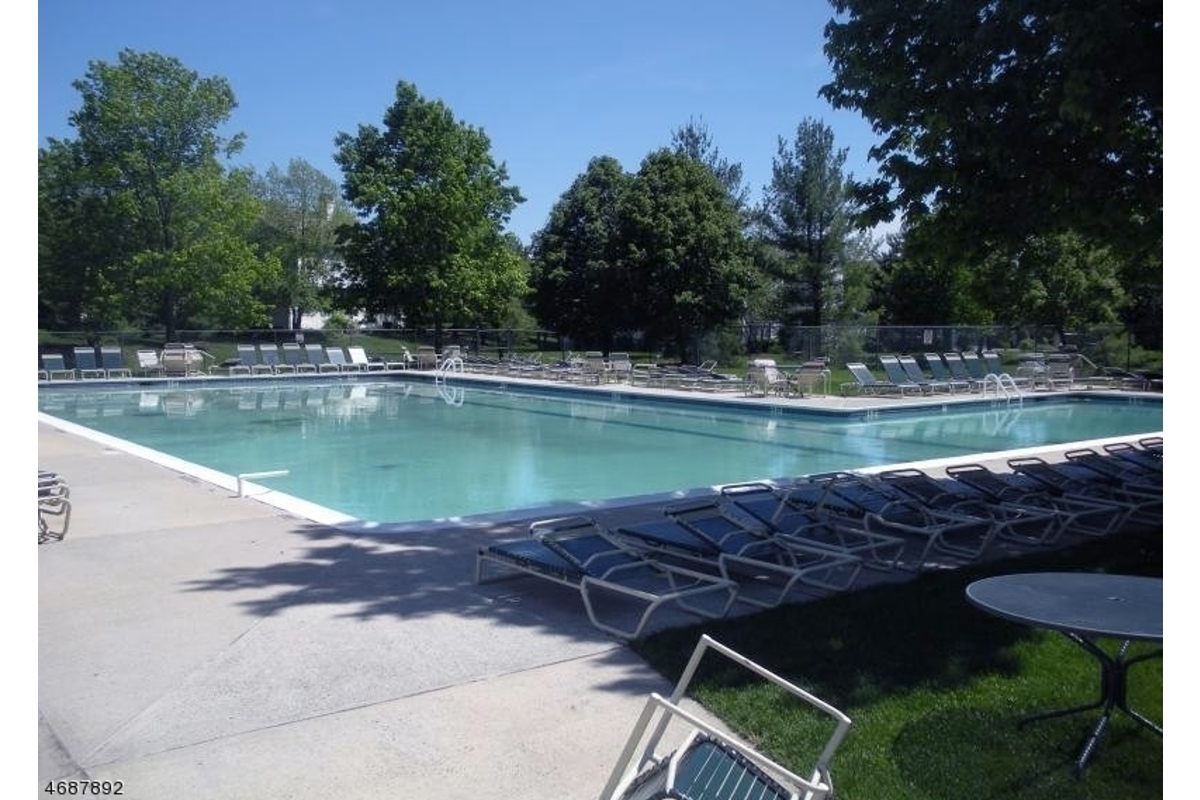 Basking Ridge Condo: 65 Jamestown Rd