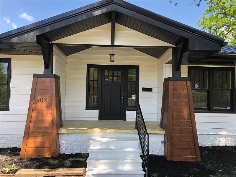 Des Moines House: 816 Grandview Ave