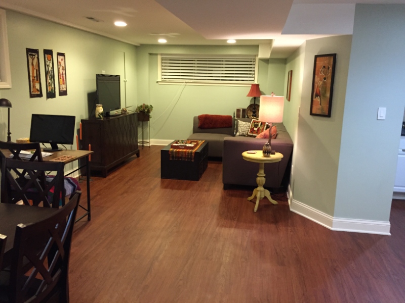 Chicago Apartment: 5219 N Ashland Ave