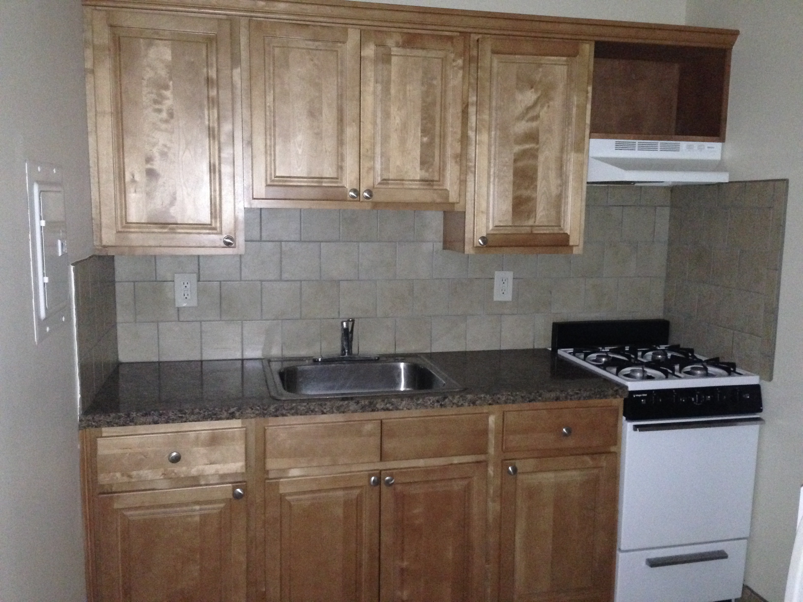 Jenkintown Apartment: 266 Shelmire St