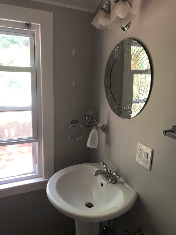 West Hartford Townhome: 20 Elmhurst Cir