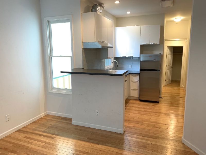 San Francisco Apartment: 6 Doric Aly