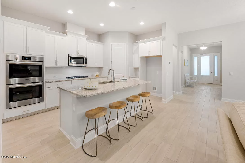 St Augustine House: 28 STANSBURY LN