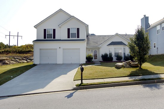 Ellenwood House: 5420 Sapphire Circle