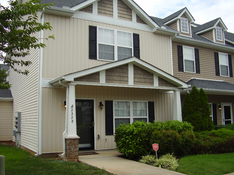 Murfreesboro Townhome: 2528 New Holland Cir