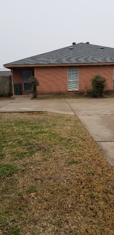 Arlington Other: 906 Austin St