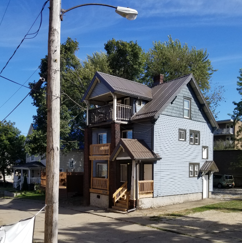 Akron Multiplex: 17 Agate Pl