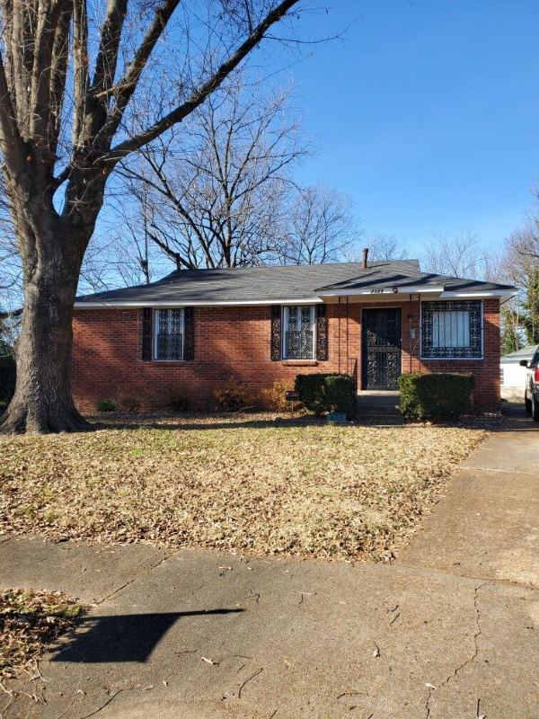 Memphis House: 2389 Silver Street