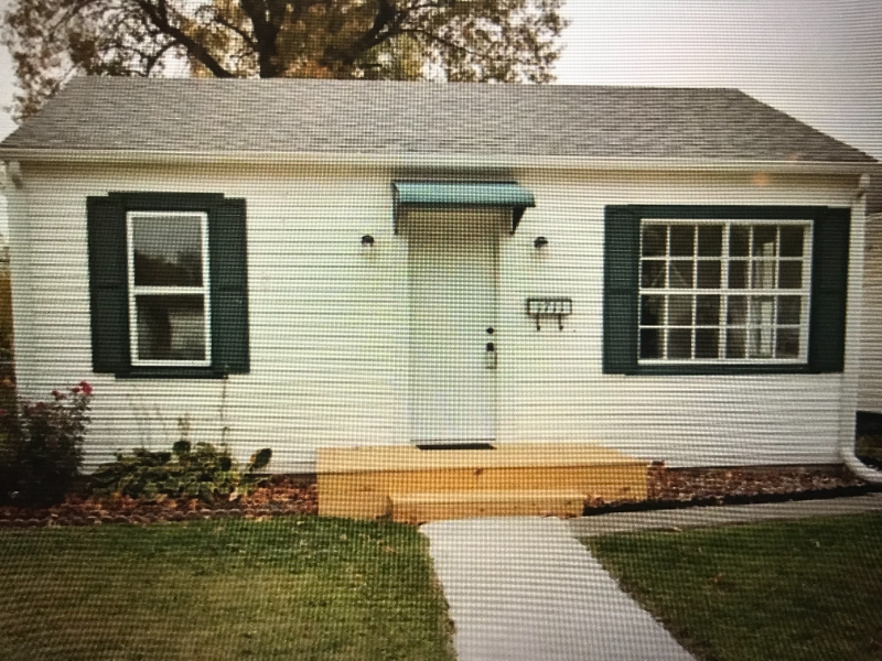 Marion House: 1711 W 4th St
