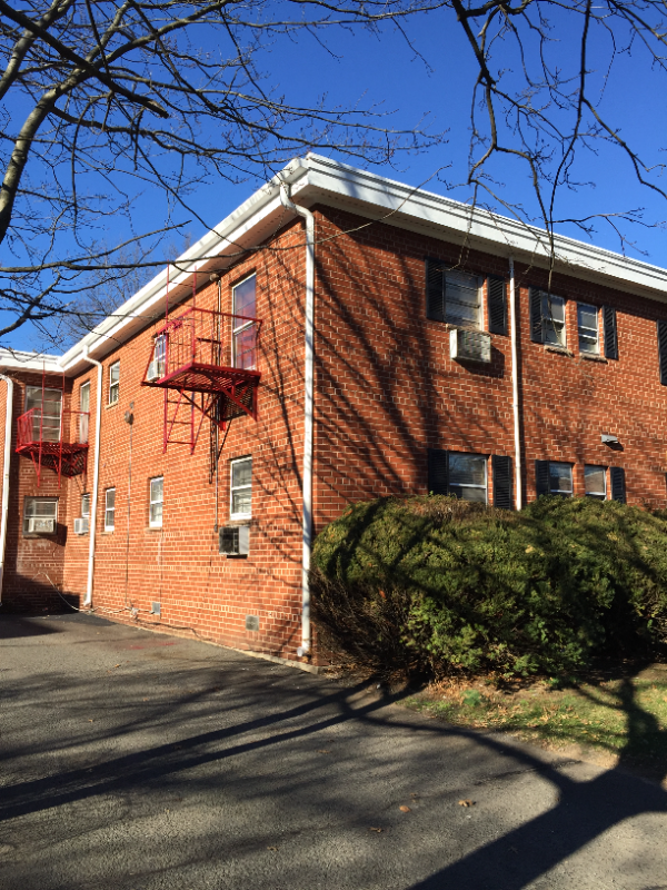 Plainfield Apartment: 538 W 7th St