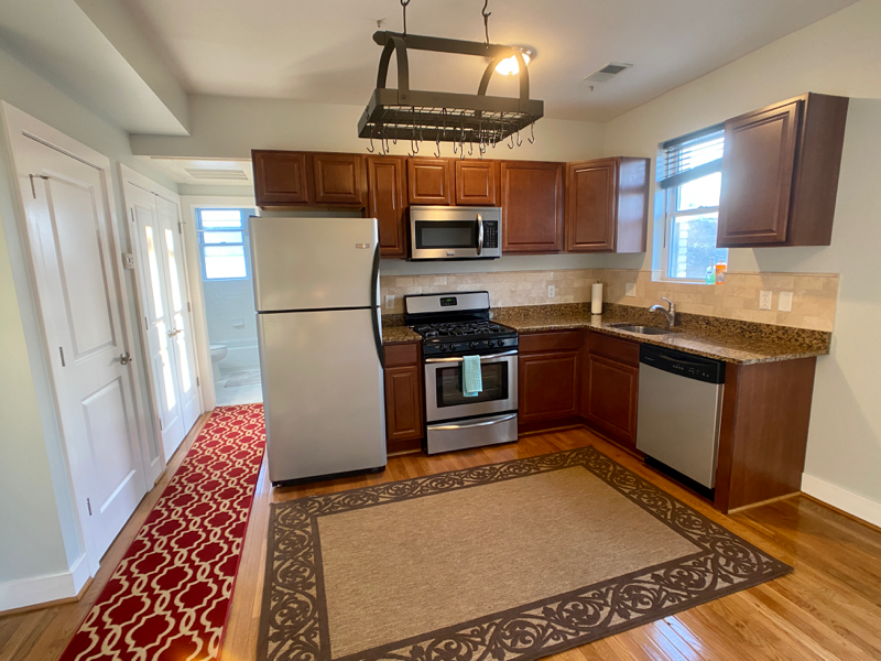 Washington Condo: 2 17th Street SE