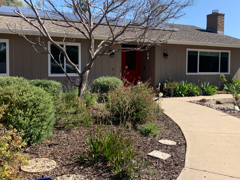 Alpine House: 1925 Oak View Rd