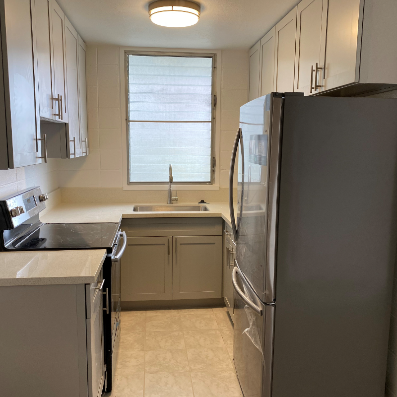 Honolulu Apartment: 922 Kapahulu Ave