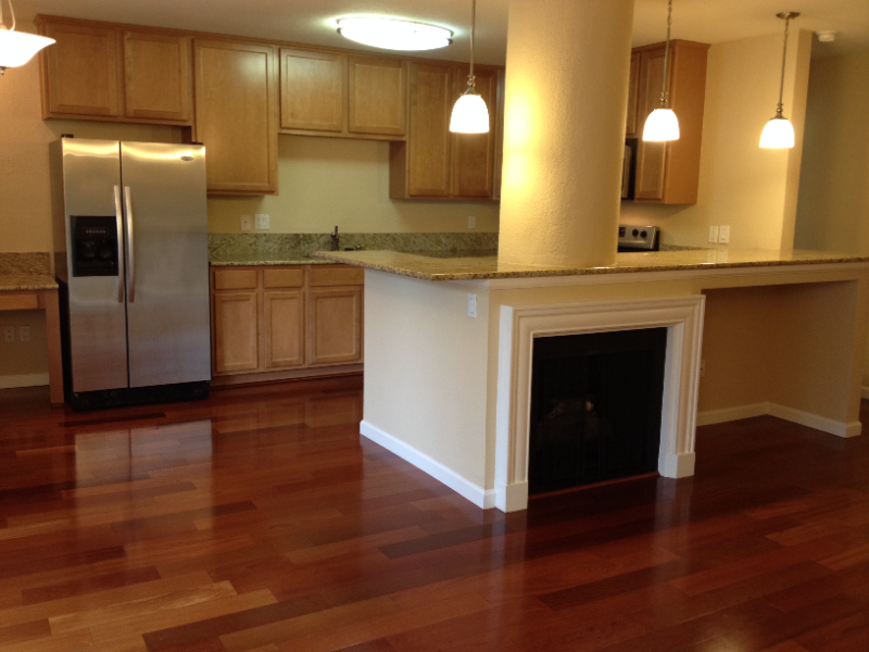 Monterey Condo: 300 Glenwood Circle